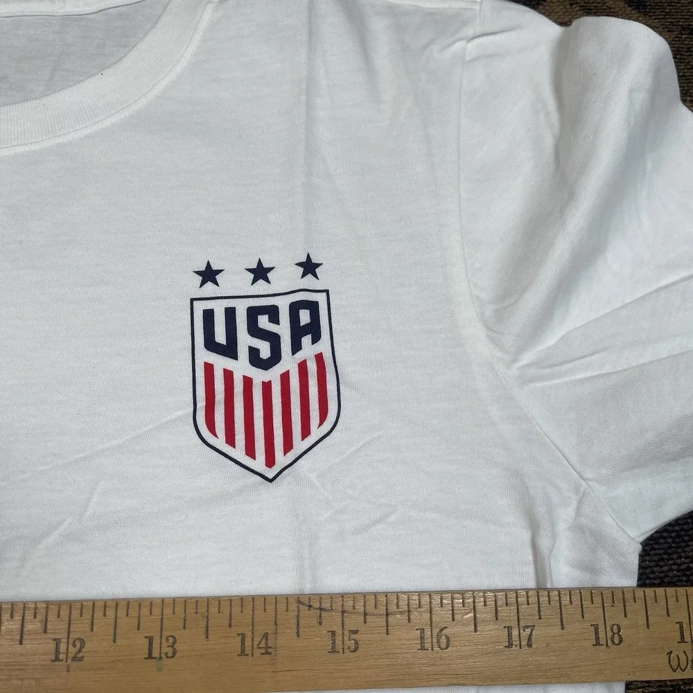Nike Hope Solo #1 USA Soccer T-shirt Men's Size Small New A